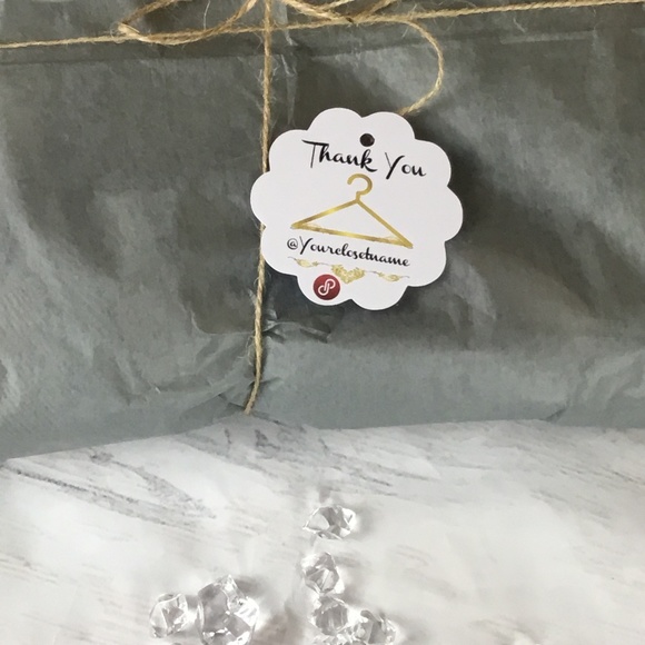 Thank You  Hanging Tags  2.15'' x 2.15'' - Picture 5 of 11